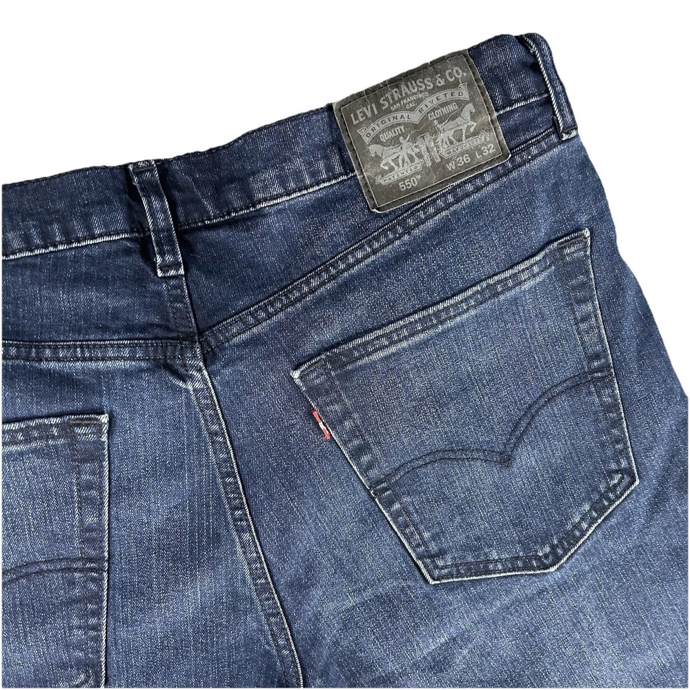 Levi's 550 Men Relaxed Fit Dark Wash Denim‎ Jeans 36x31 Americana